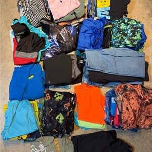 Assorted Clothing Bundle